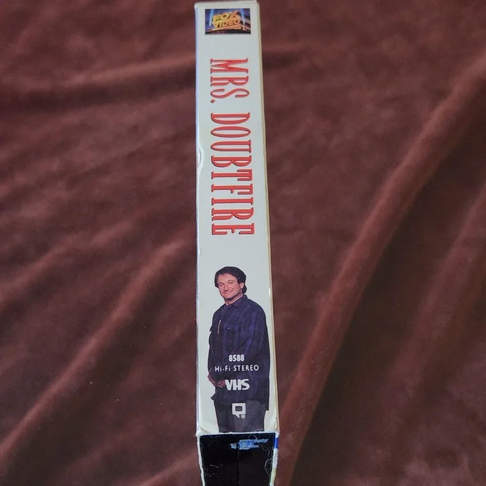 Mrs. Doubtfire - 1993 - VHS tape